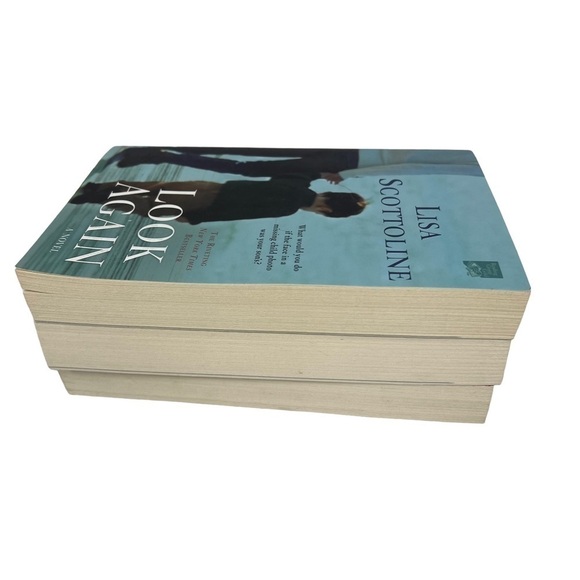 Lisa Scottoline Books/Novels Lot/3 Trade Paperbacks Fiction Thriller/Mystery - Picture 6 of 9